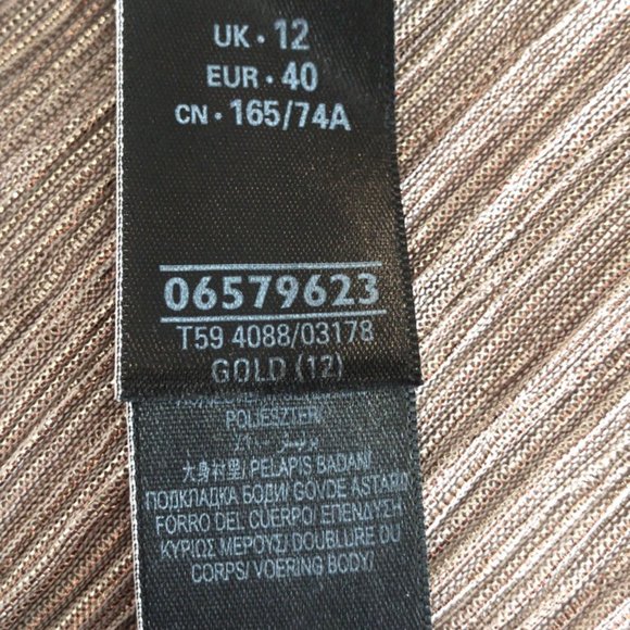 M&S.  light gold shimmering long skirt - Picture 7 of 7